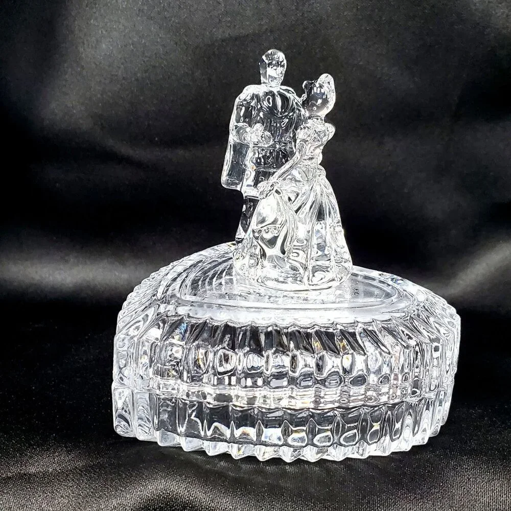 Disney Royal Treatment Cinderella & Prince Arribas Brothers Crystal Trinket Box